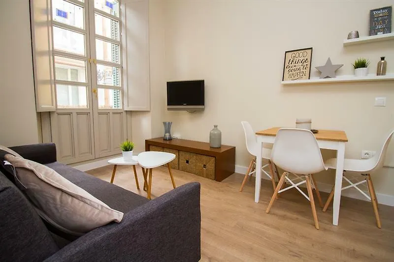 Alamos Apartment - Urban Escapade مالقة إسبانيا